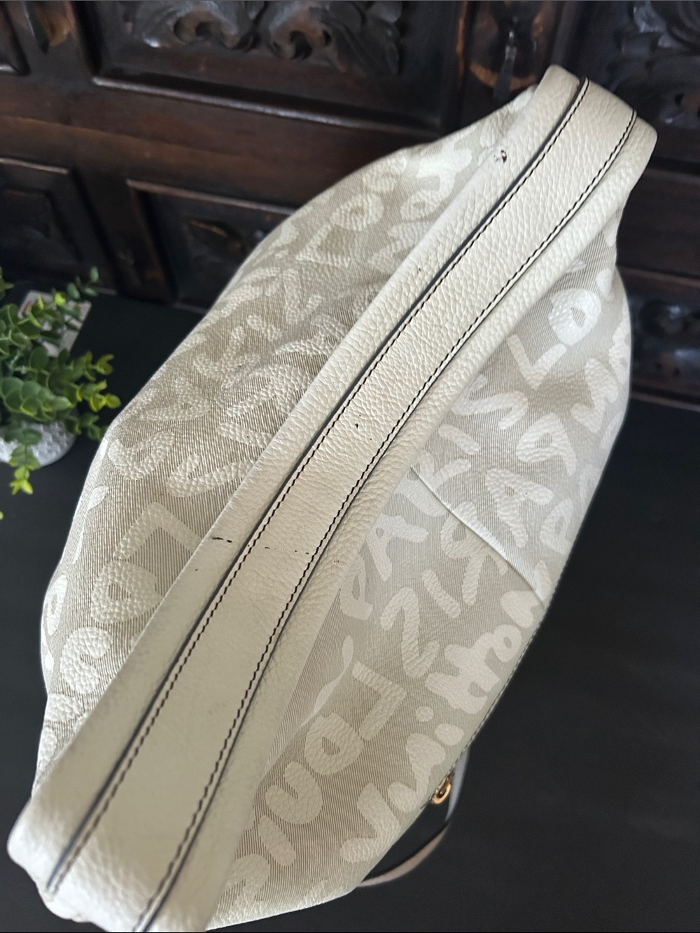 Source Unknown Beige Script-Print Shoulder Bag - Picture 8 of 15